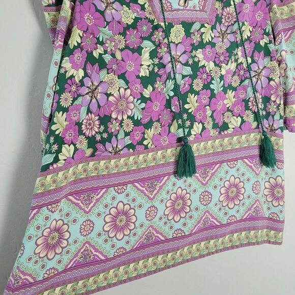 Umgee Size M Floral Blouse 3/4 Sleeve Bohemian Tassel Rayon Purple Green - Picture 6 of 10